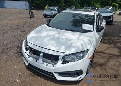 2018 Honda Civic Ex z USA, uszkodzony, nr VIN 19XFC2F78JE024931